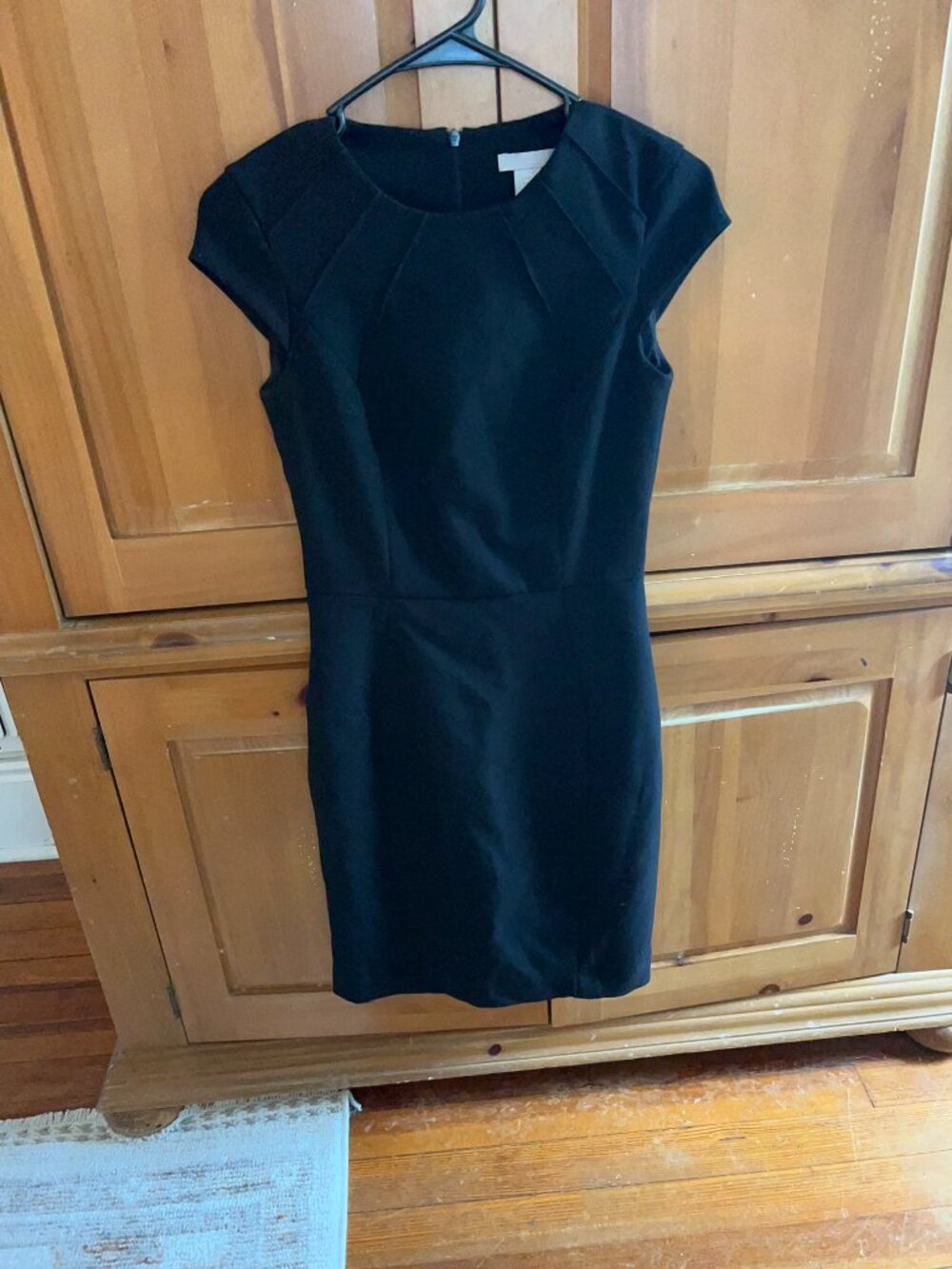 H&M Black Cap Sleeve Work Dress